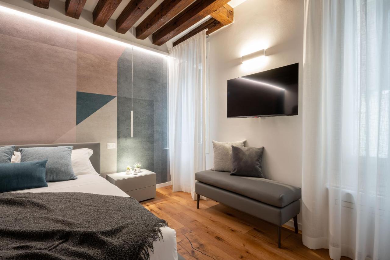 Sant'Angelo Apartment By Wonderful Italy Венеция Екстериор снимка