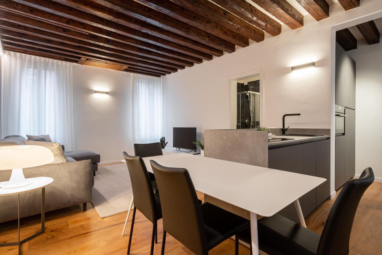 Sant'Angelo Apartment By Wonderful Italy Венеция Екстериор снимка