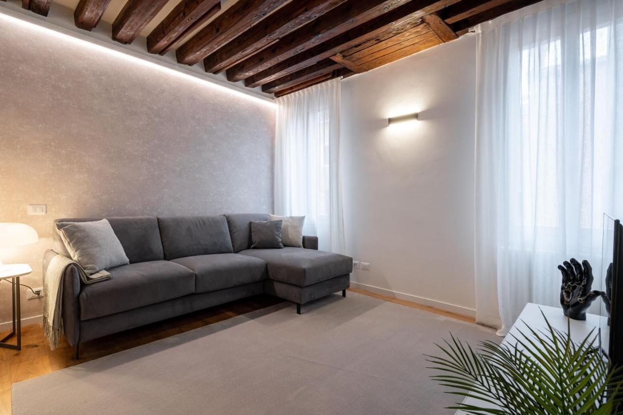 Sant'Angelo Apartment By Wonderful Italy Венеция Екстериор снимка