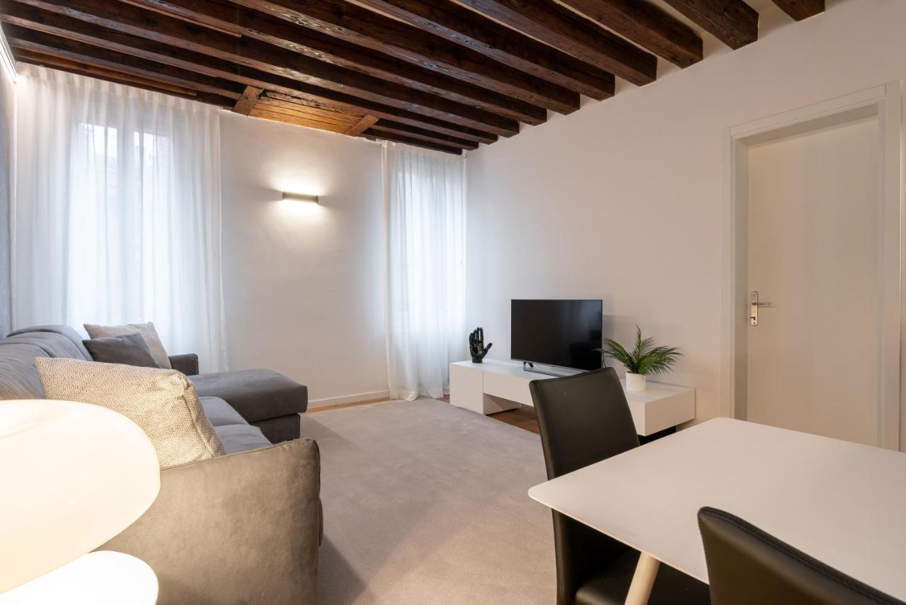 Sant'Angelo Apartment By Wonderful Italy Венеция Екстериор снимка